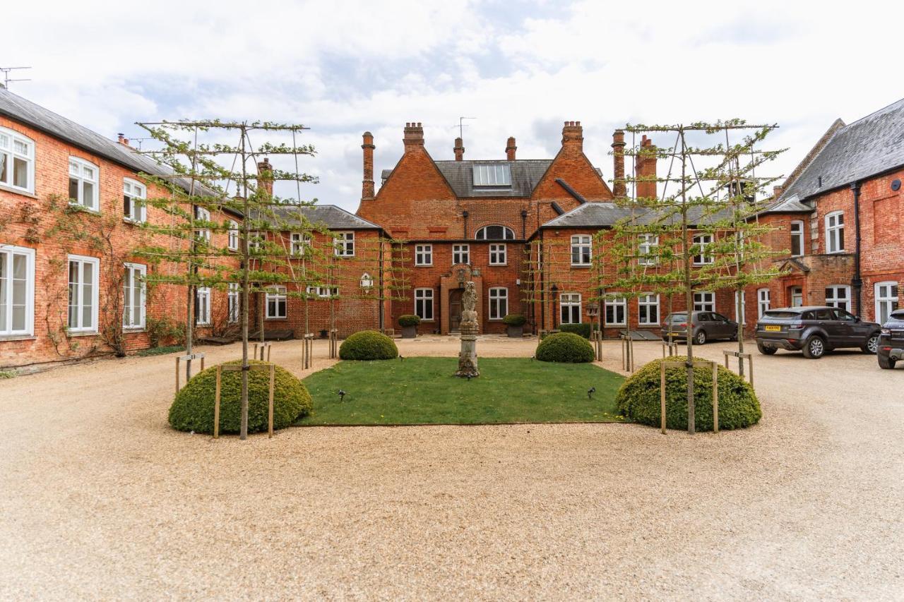 Chippenham Park Garden Rooms Bagian luar foto