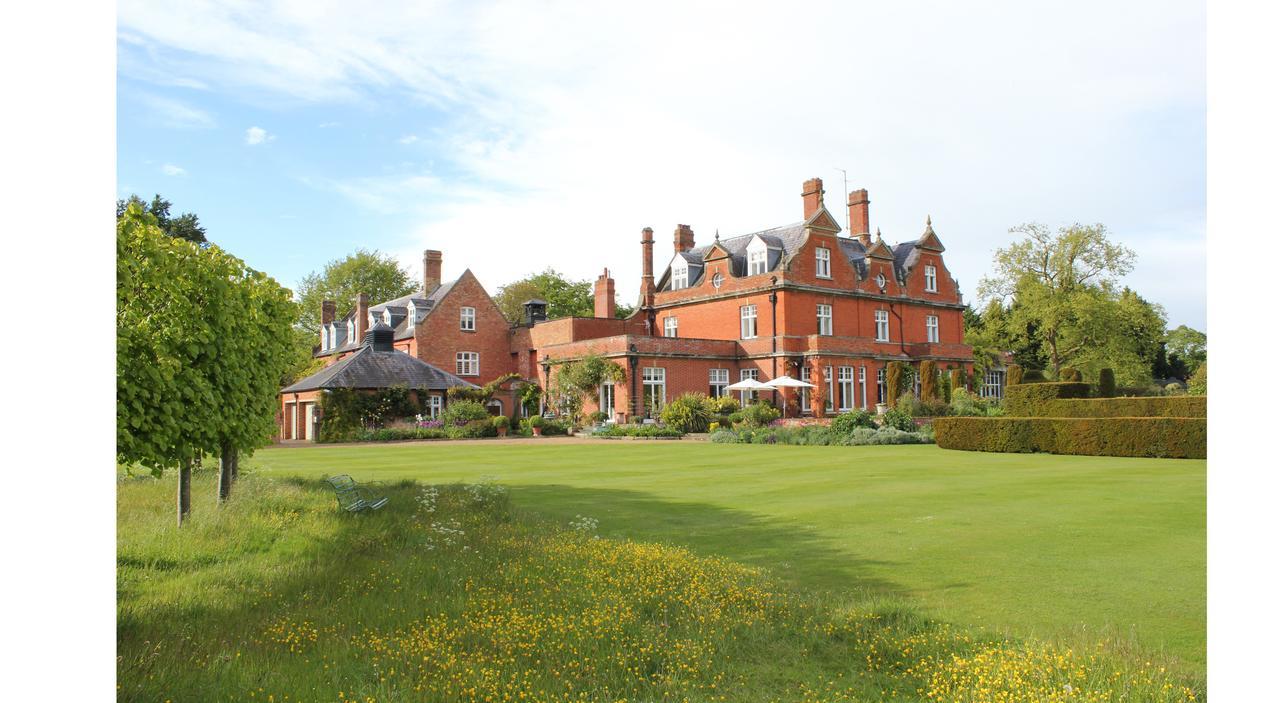 Chippenham Park Garden Rooms Bagian luar foto